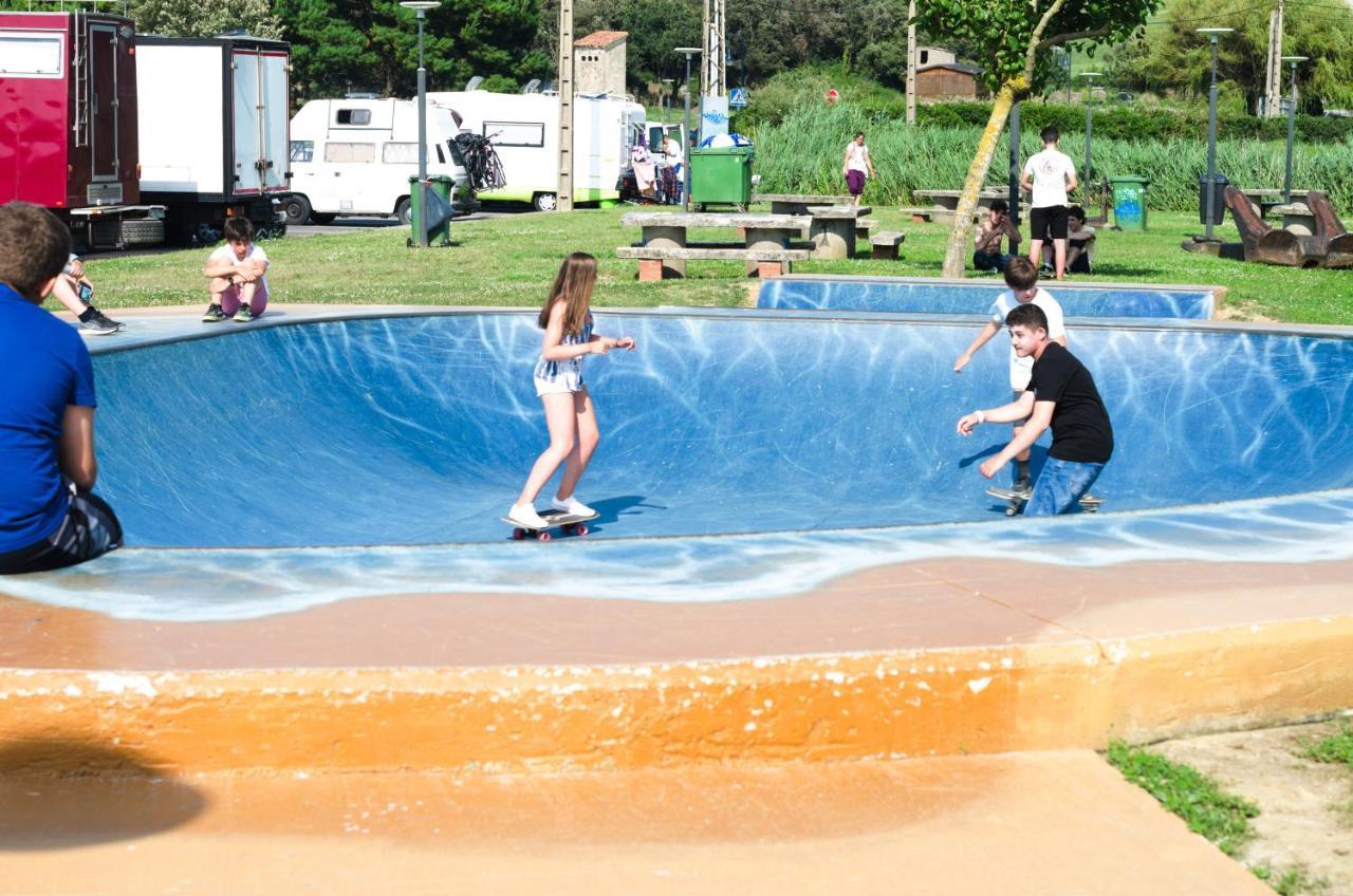 Camping Playa De Ajo Dış mekan fotoğraf
